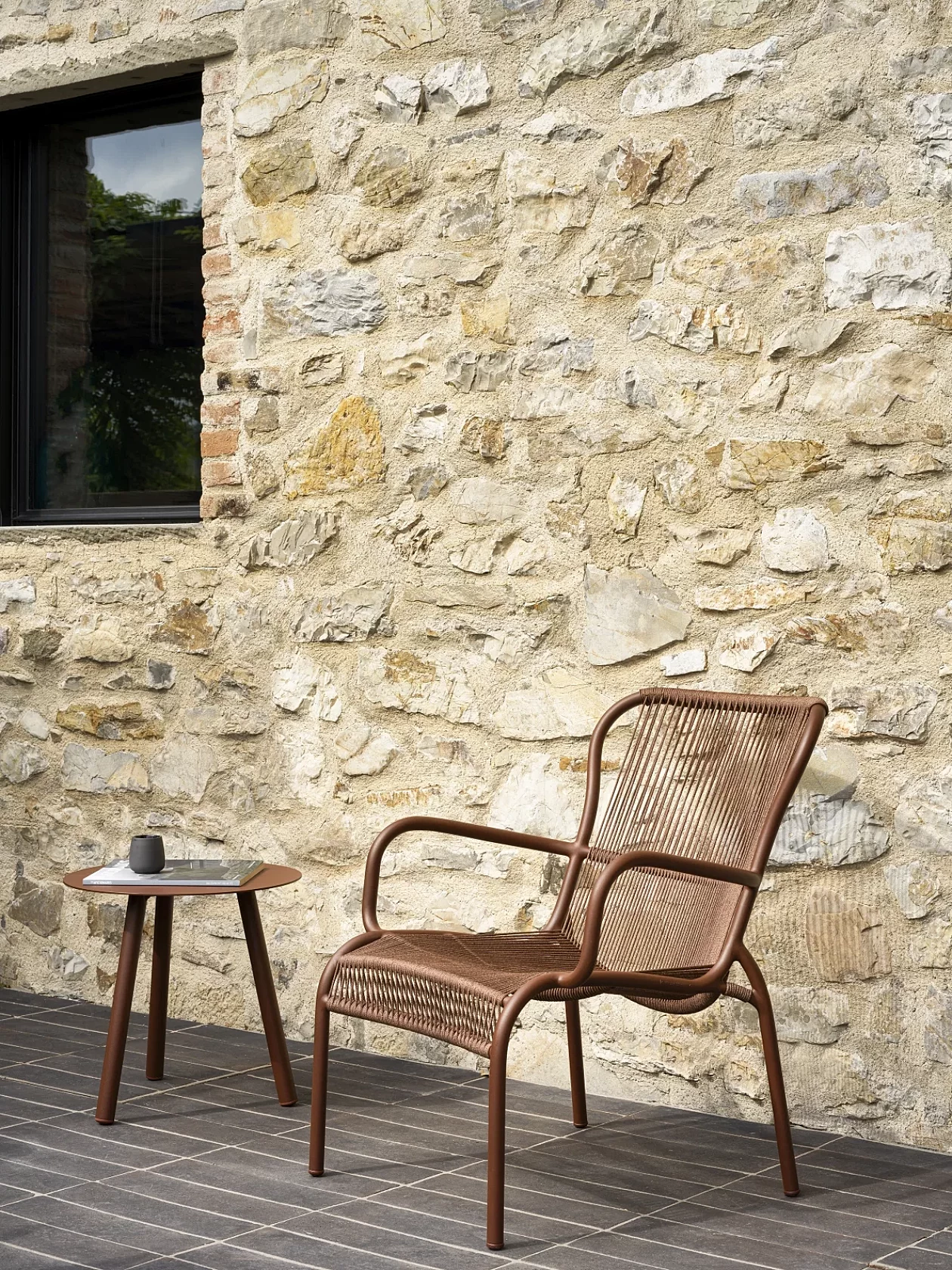Inline large vincent sheppard loop lounge chair lilo side table rust hr