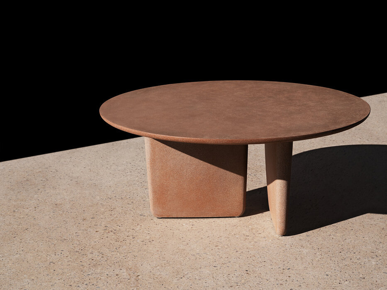 B&B Italia - outdoor table - Tobi Ishi Outdoor