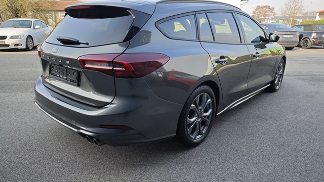 Ford Focus ST Line Eco Boost