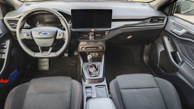 Ford Focus ST Line Eco Boost