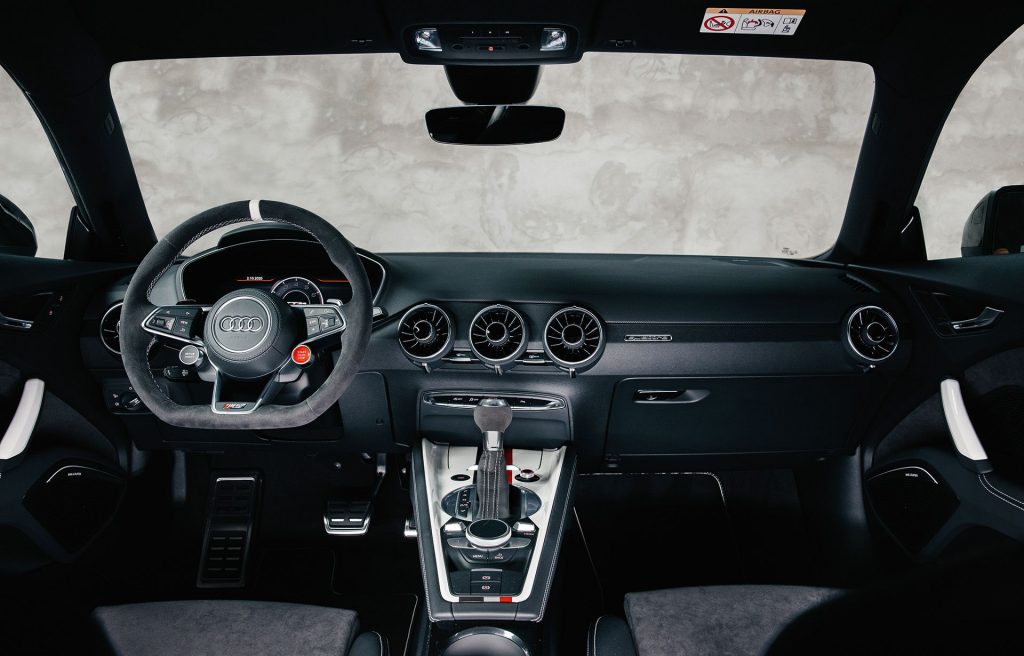 Interior del coupé Audi TT.