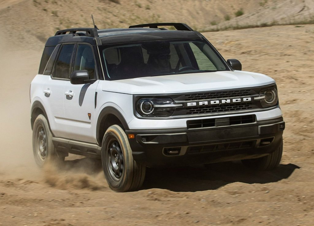 Ford Bronco off road