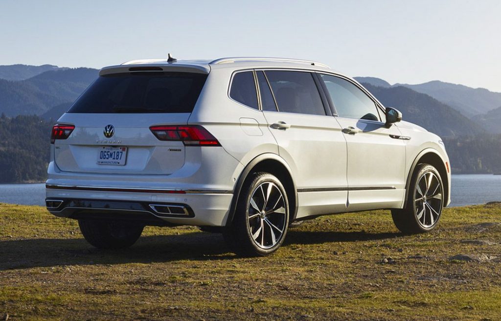 Vista trasera del SUV Tiguan Allspace