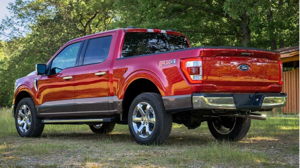 Ford F-150 rojo parte trasera neumático