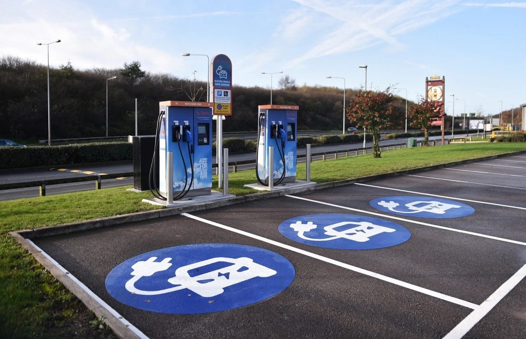 Estación de carga para auto eléctrico