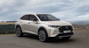 Nuevo DS 7 frente y lateral derecho.