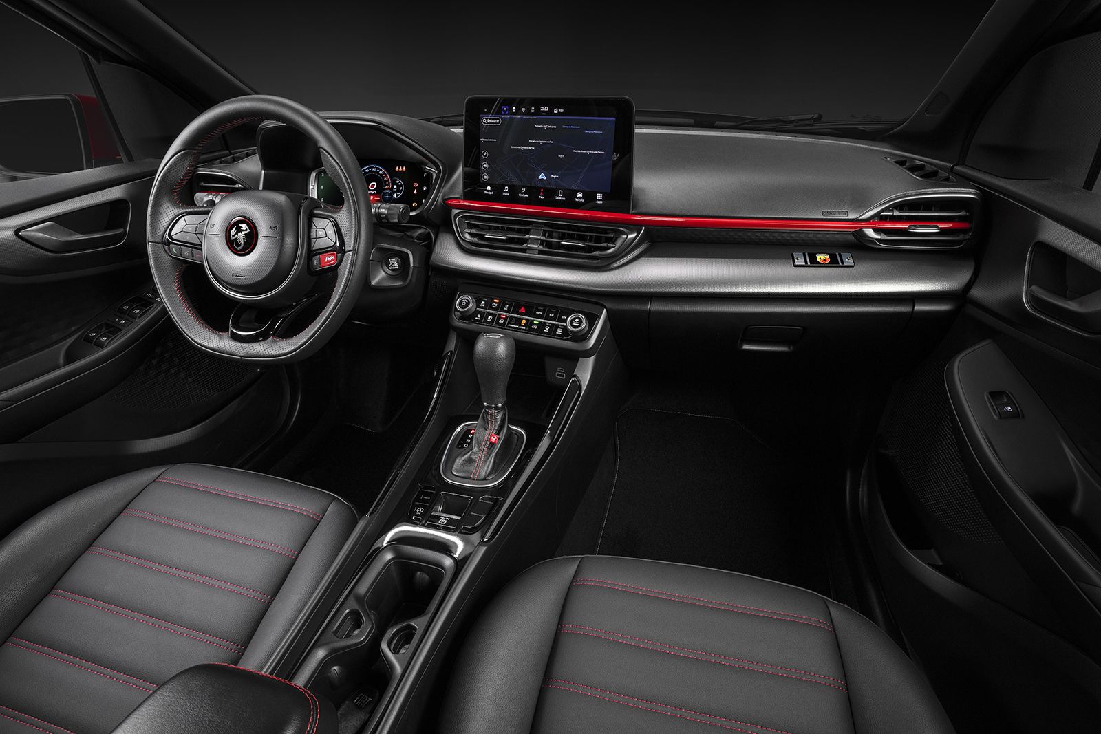 Parte delatnera del interior del nuevo Fiat Pulse Abarth.