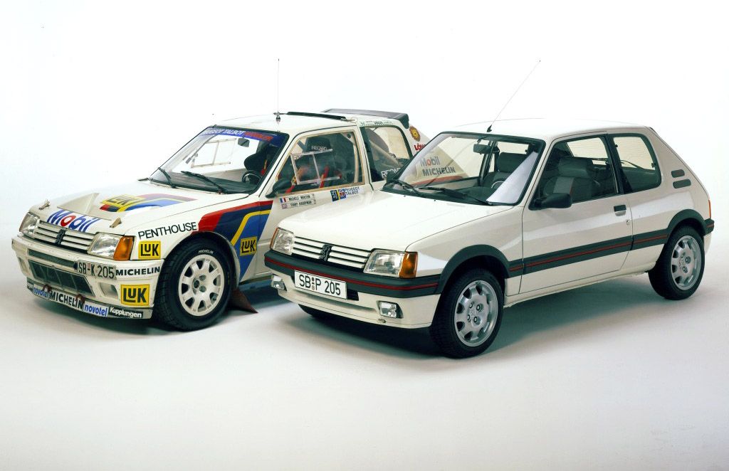 Peugeot 205 deportivo y Peugeot 205 para ciudad.