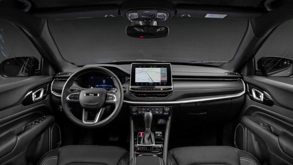 Interior del Compass Serie-S