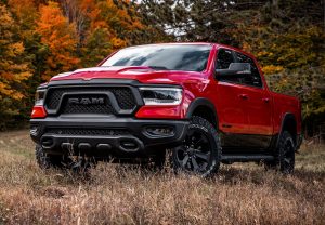 RAM 1500 Rebel Mild-Hybrid en el campo