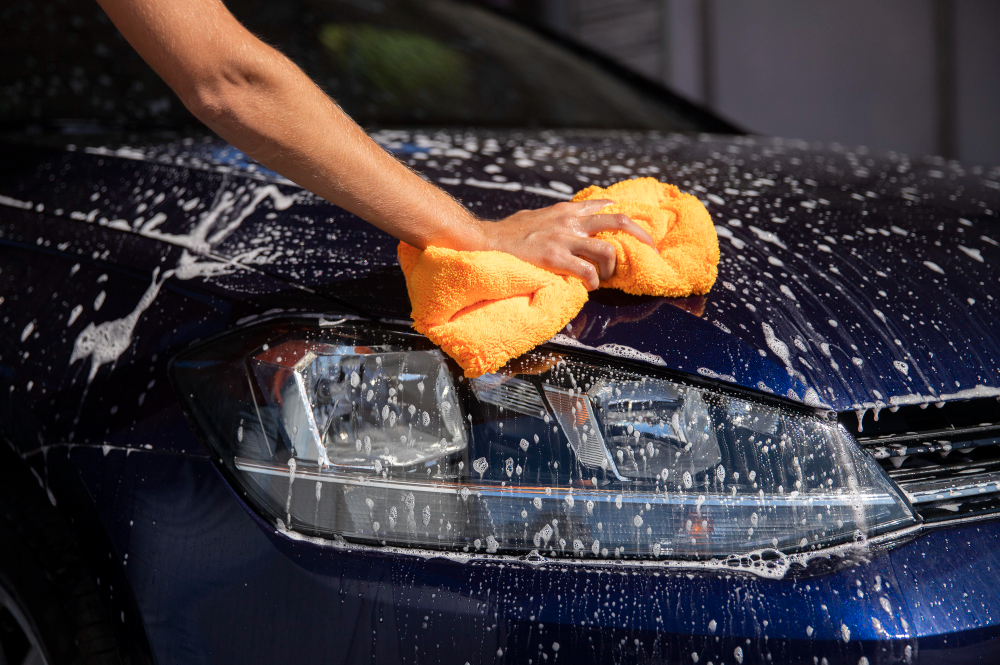  la importancia de lavar el auto para cuidar tu auto los meses de calor