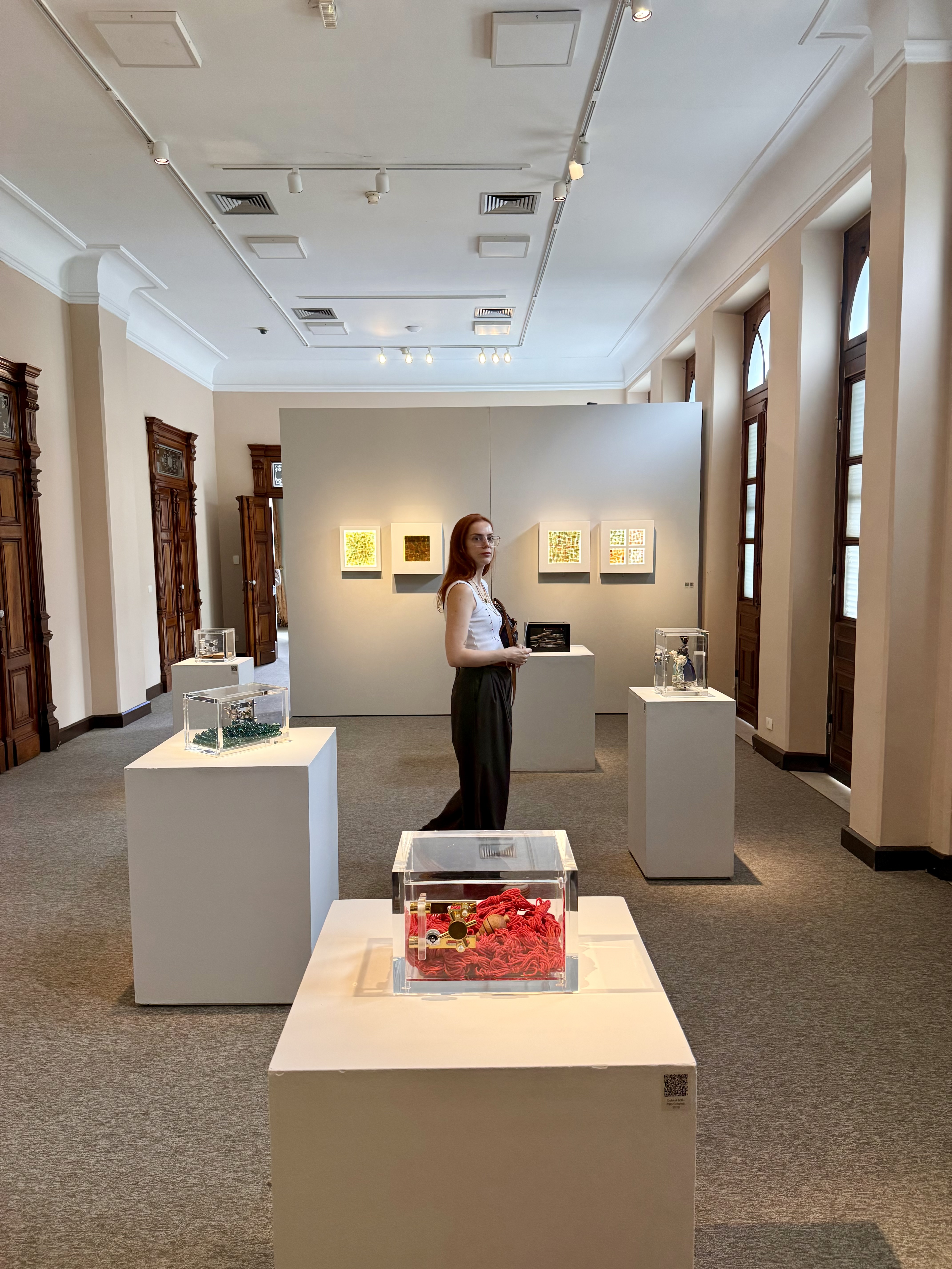 O que observo nos primeiros minutos ao entrar em uma exposição