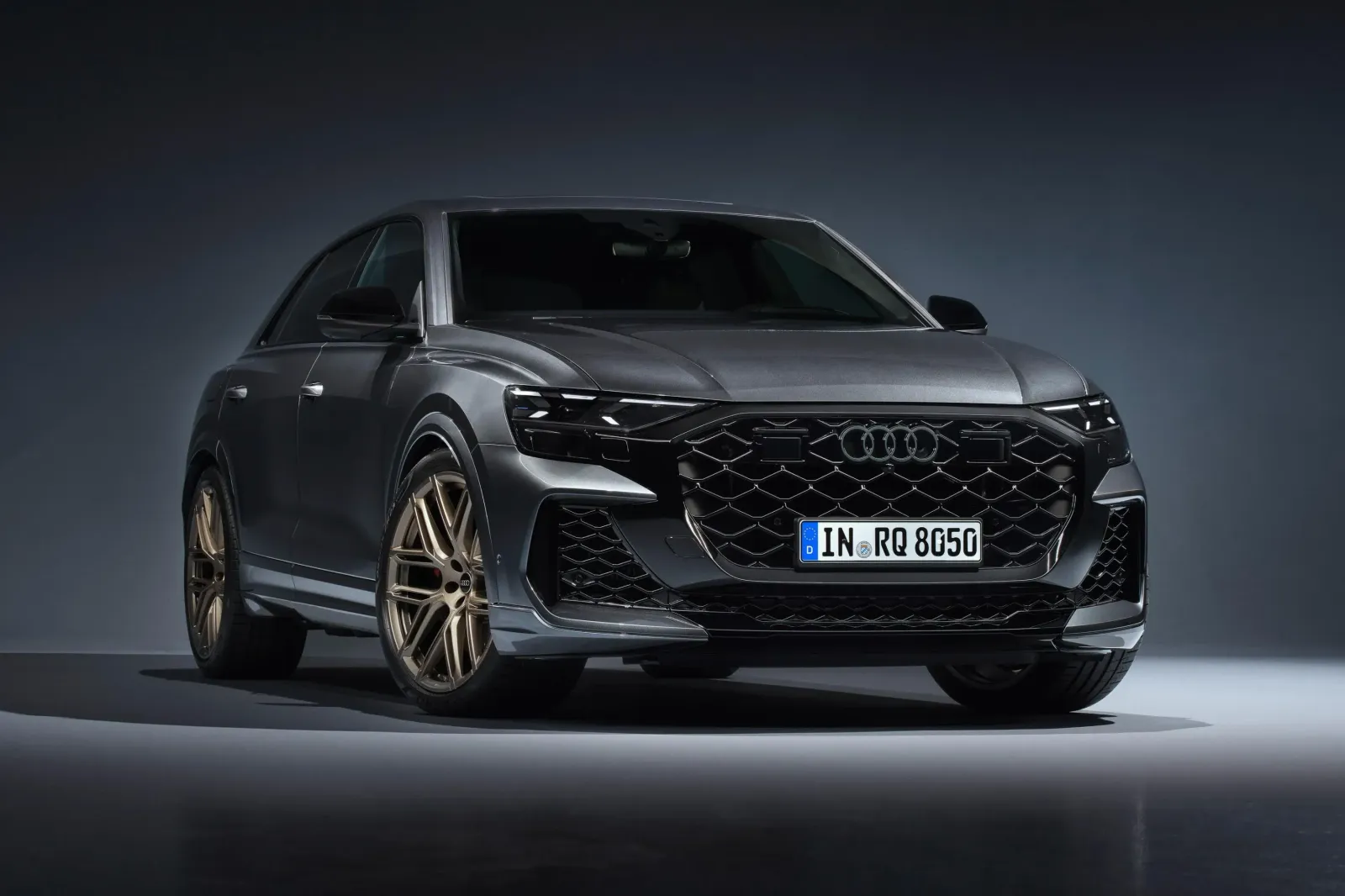 Audi RS Q8 - Image 2