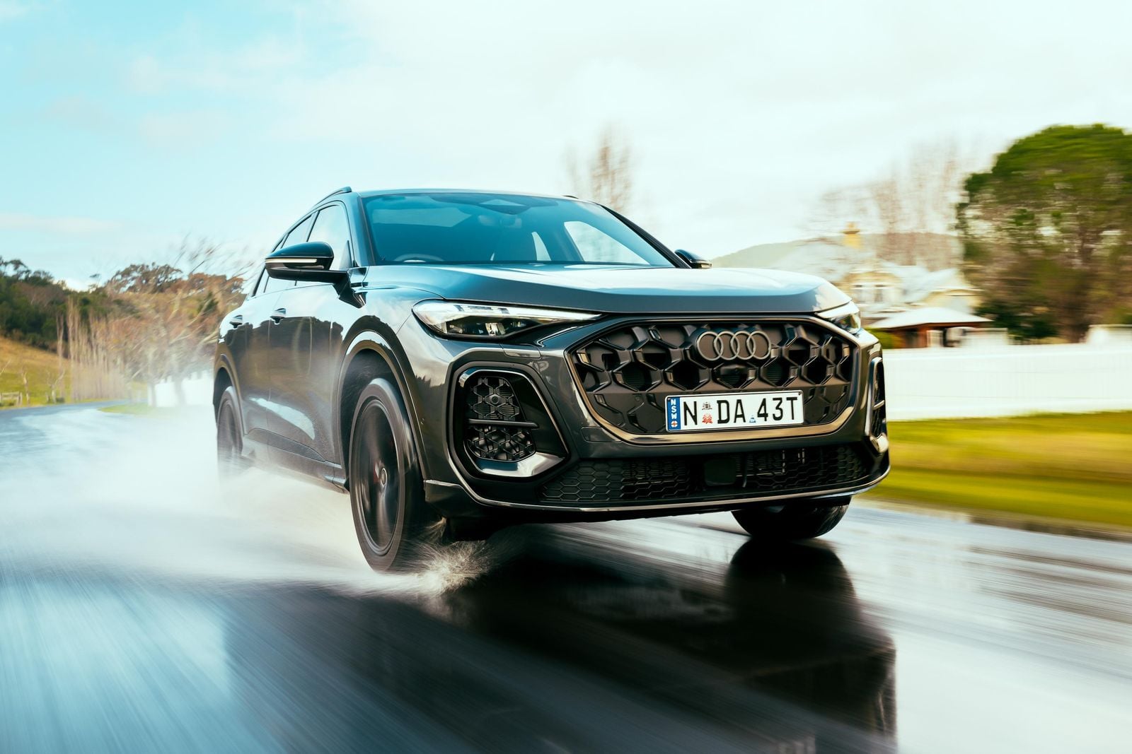 Audi SQ5 - Image 4