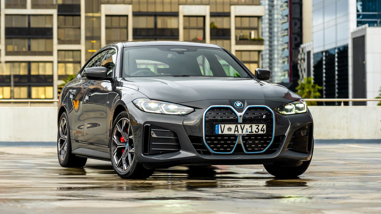 BMW i4 - Image 5