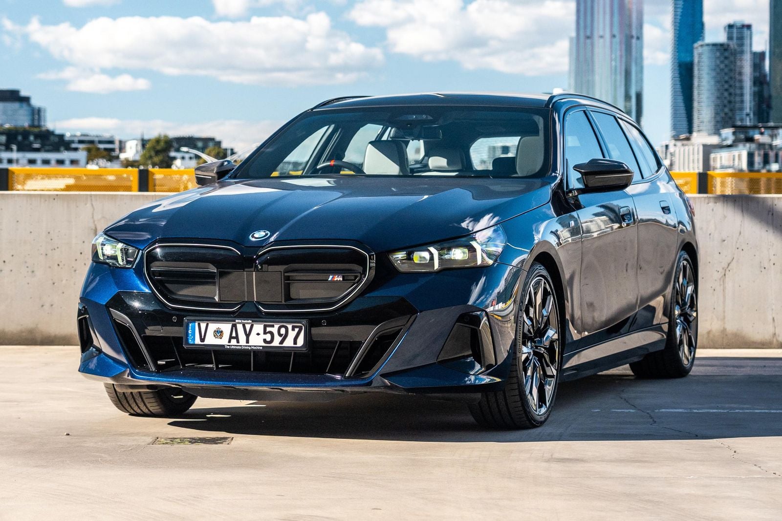 BMW i5 - Image 3