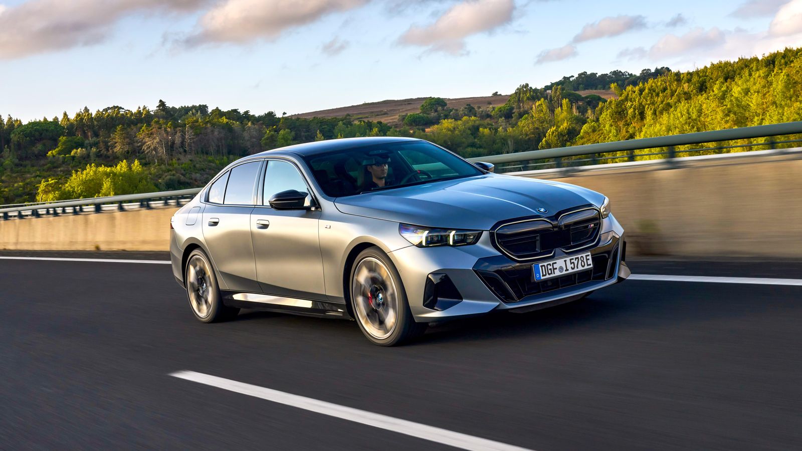 BMW i5 - Image 6