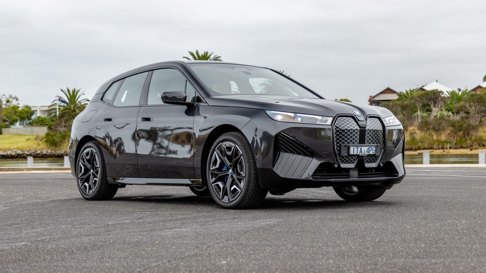 BMW iX - Image 5