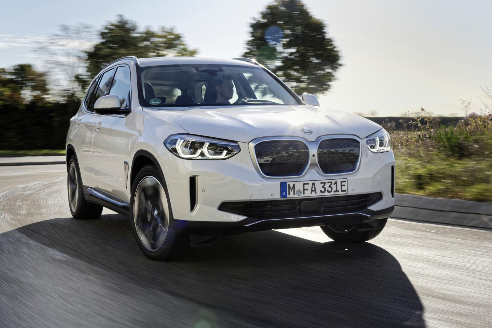 BMW iX3 - Image 6
