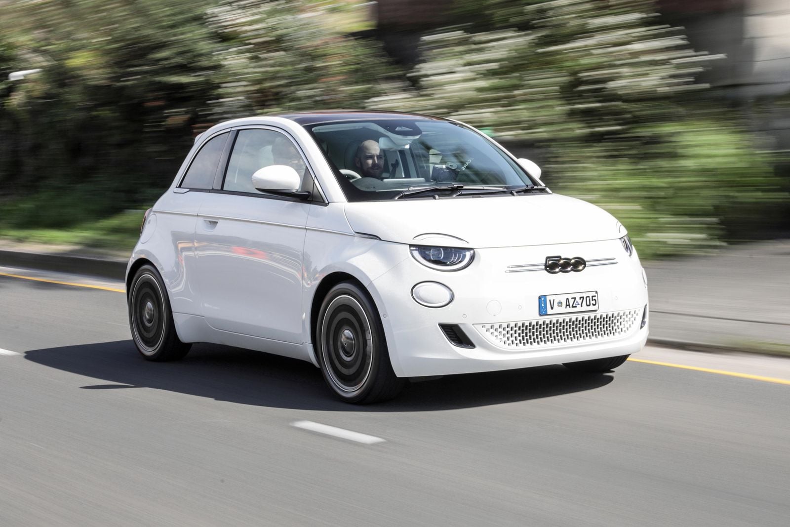 Fiat 500e - Image 4