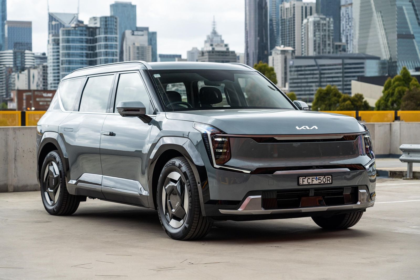 Kia EV9 - Image 2