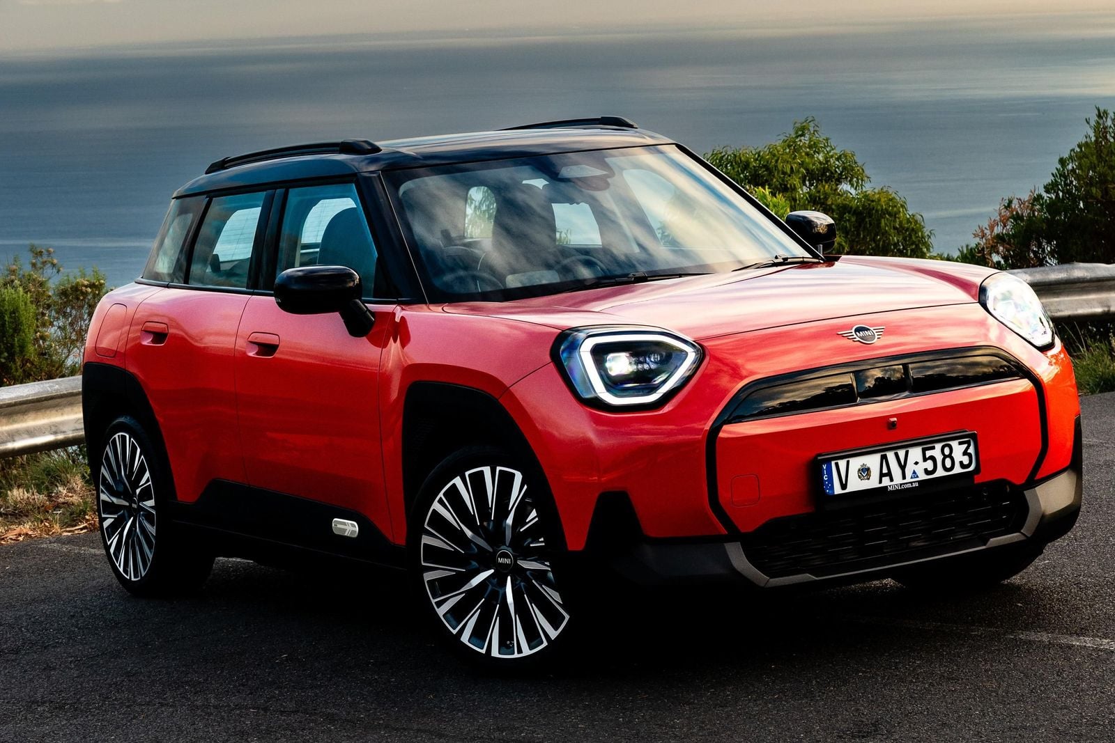 Mini Aceman - Image 4