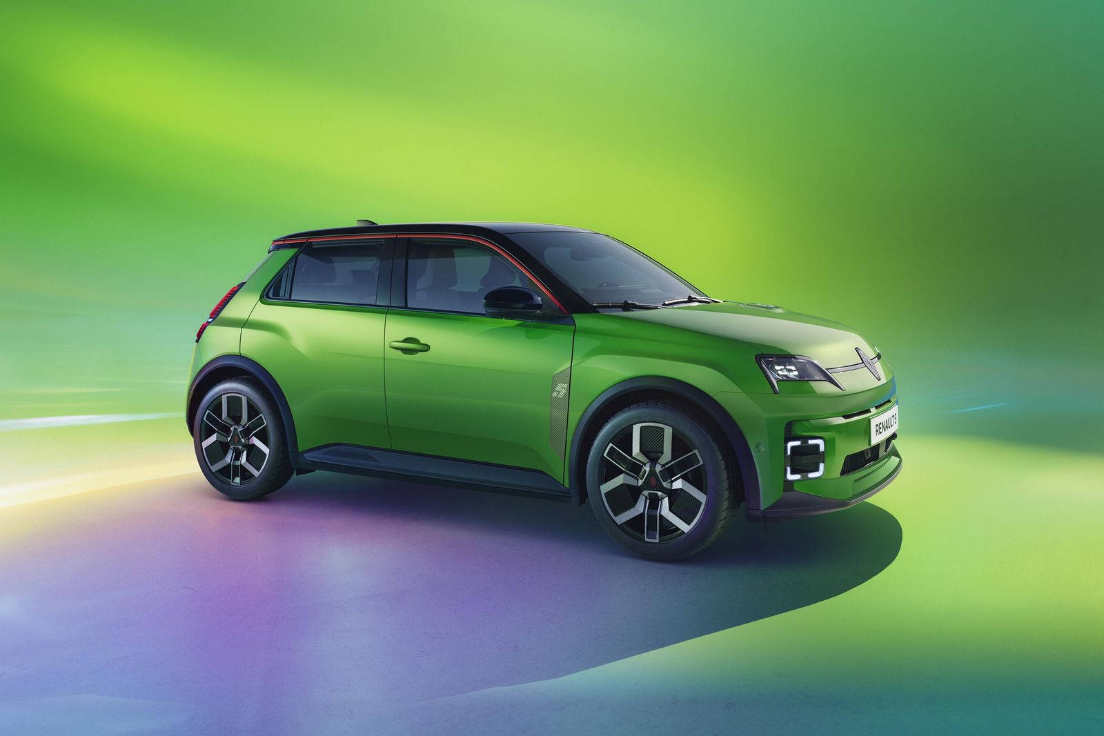 Renault 5 E-Tech - Image 3