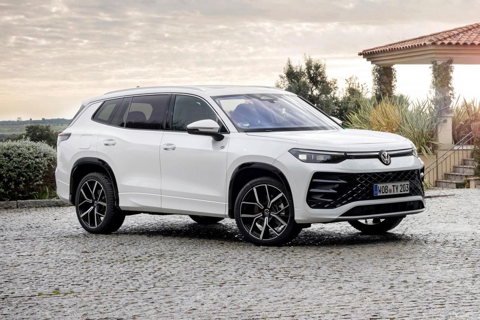 Volkswagen Tayron - Image 1