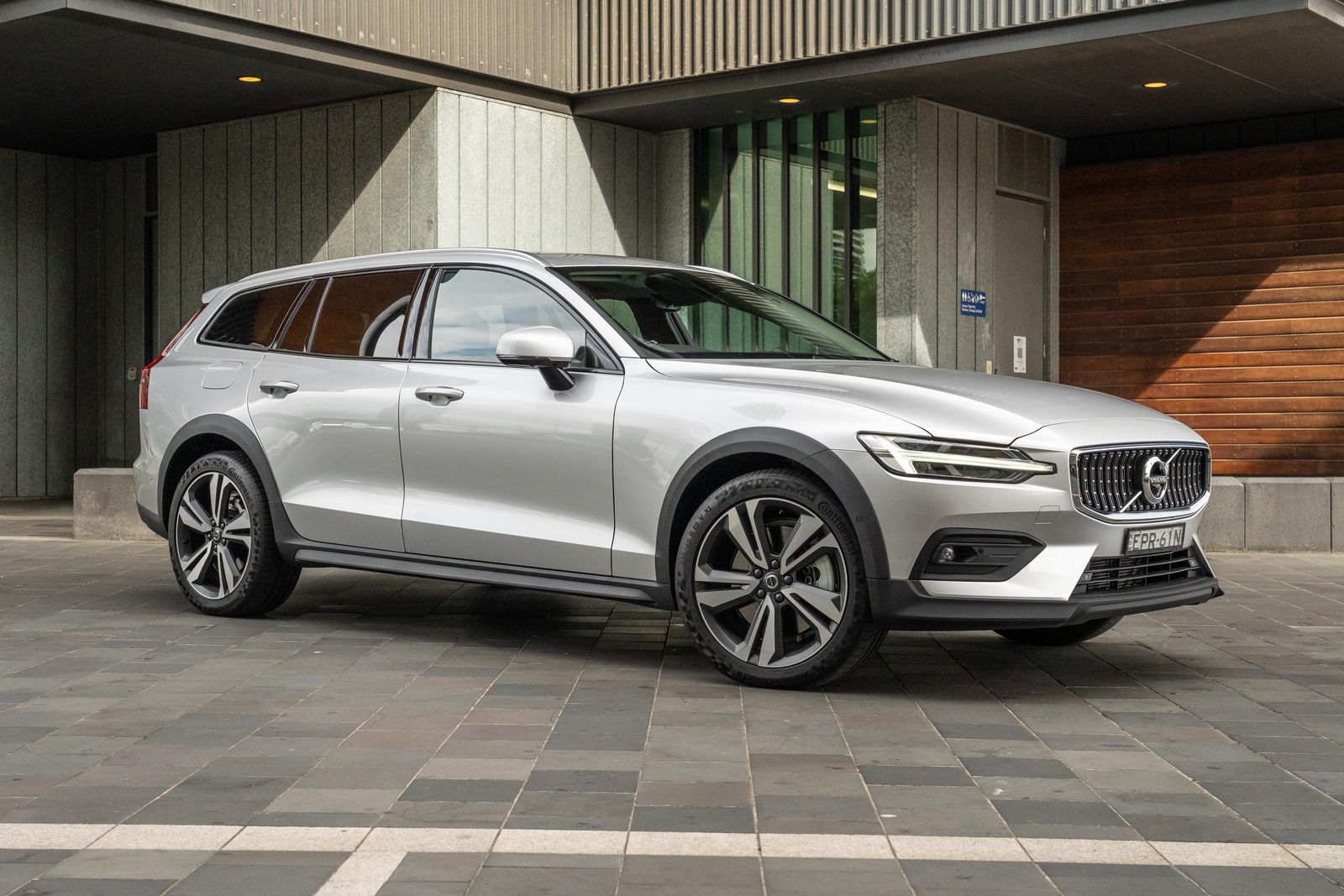 Volvo V60 - Image 5