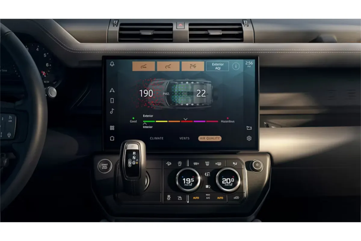Land Rover Defender 90 S Interior Entertainment Console