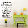 Vinilo Decorativo Pvc "lo Único Imposible Es.." 60x42cm Negro