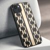 Funda Para Apple Iphone 14 Pu Monogram Stripe