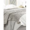 Manta Gris Claro 200 X 220 Pompones Textura Suave Colcha Sofá Cama Comodidad Samur - Gris