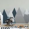 Vinilo Niño Escandinavo De Montaña Anouka - Adhesivo De Pared - Revestimiento Sticker Mural Decorativo - 80x120cm