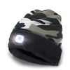 Attila: Gorra Con Luz Frontal Led Recargable. Forro Polar. Camuflaje Blanco