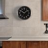 Reloj De Pared Decorativo Para La Cocina, Salón O Comedor, Estilo Sencillo Y Tradicional, Medidas (al X L X An) 30.5 X 30.5 X 4.3, Color Negro Y Plateado