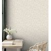 Papel Pintado Vinílico Ecológico De Hojas Efecto Nacarado Color Beige - Didier 681207 De Gaulan - Rollo De 10 M X 0,53 M