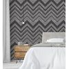 Papel Pintado Vinílico Geométrico Zigzag Negro Con Textura En Relieve - Enzo Spike 681659 De Gaulan - Rollo De 10 M X 1,06 M