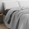 Colcha Bouti Para Cama Verano. Colcha Cubre Cama Acolchada Reversible Rombos. Cama 105 - 200 X 260 Cm. Color Gris Claro.