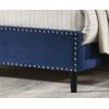 Cama De Matrimonio Jessy 135cm Azul En Terciopelo + Colchon Top Viscoelastico De 28 Cm