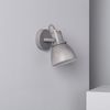 Lámpara De Pared Aluminio Orientable 1 Foco Emery Gris