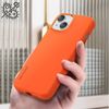 Funda Magsafe Para Iphone 15 Plus Silicona Mat Suave Grafito Naranja Decoded