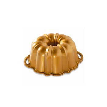 Molde Anniversary Bundt Cake Nordic Ware Dorado