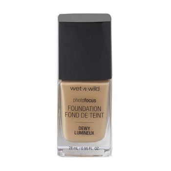 Wetn Wild Photofocus Dewy Lumineux Base Beige Dorado 1un