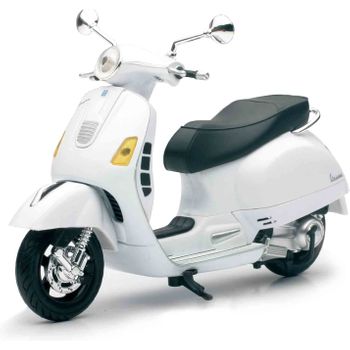 Vespa Gts 300 Super Gris Escala 1/12 New Ray 57243