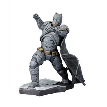 Figura Batman Vs Superman Artfx Batman 21 Cm