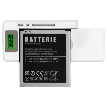 Cargador De Batería Universal Smartphone Indicador Led + Entrada Usb – Blanco