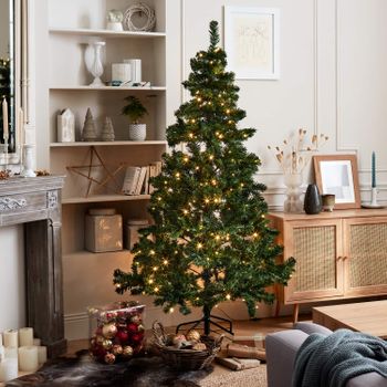 Árbol Artificial Con Kit De Decoración 180cm - Toronto  | Sweeek