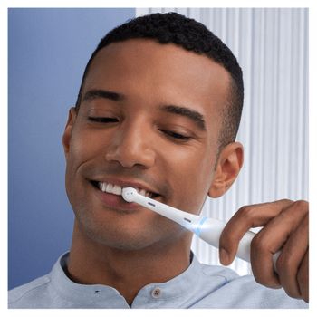 Oral-b Io Series 7n Adulto Cepillo Dental Vibratorio Blanco