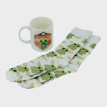 Set Taza Y Calcetines Star Wars The Mandalorian The Child